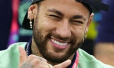 内马尔官方宣布大比分获胜新规，曼联引发争议！(内马尔官方宣布大比分获胜新规,曼联引发争议了吗)-足球直播ayx