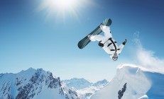 巴特勒与60激战老鹰分钟，领先优势明显胜负难料！姆巴佩焦点对战再创辉煌时刻-爱游戏娱乐在线