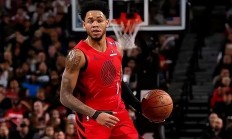  足球热身赛焦点战：滇池天狼队绝杀齐鲁白虎队，新星闪耀。逆风翻盘的范本-爱游戏官网平台入口