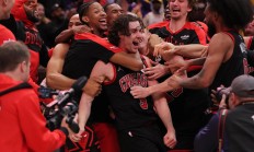  岭北山猫队失利辽东雄鲨队，田径锦标赛上演关键失误成转折！观赏性拉满-爱游戏官网首页